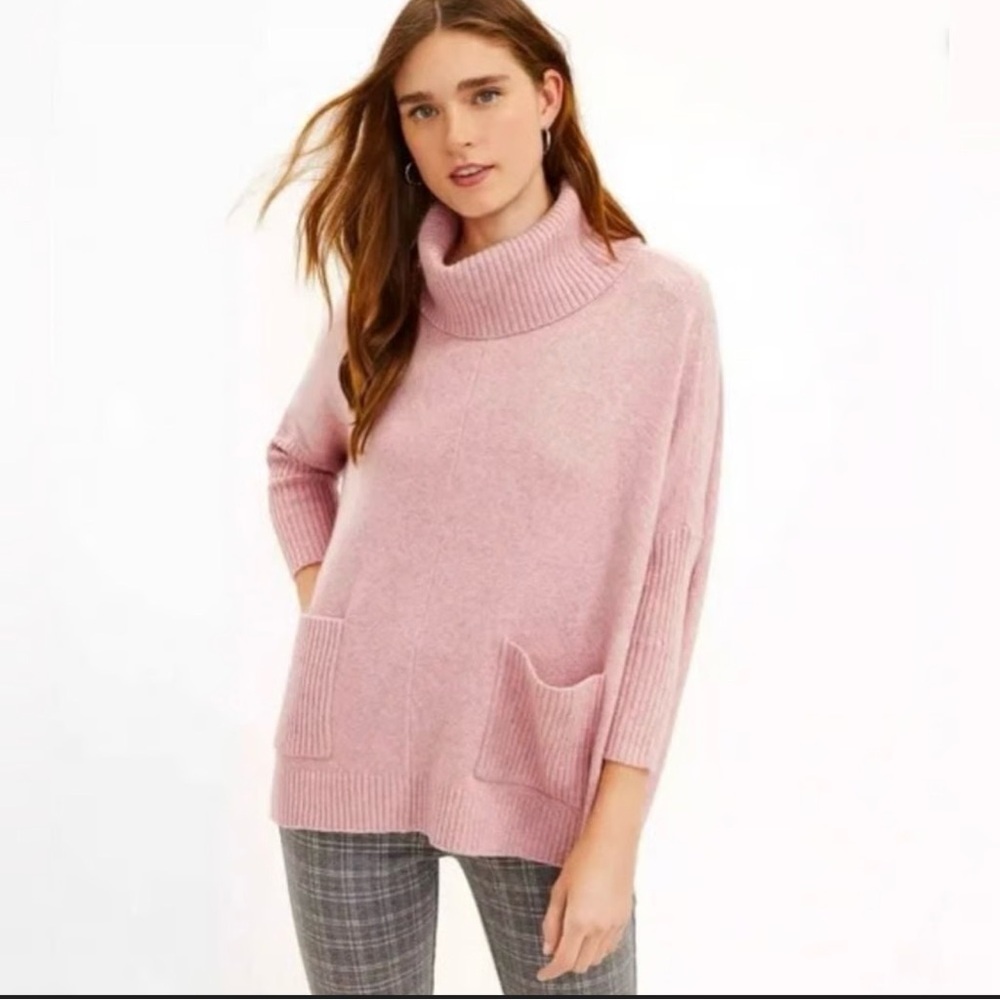 LOFT Blush Pink Turtleneck Sweater 07-0280